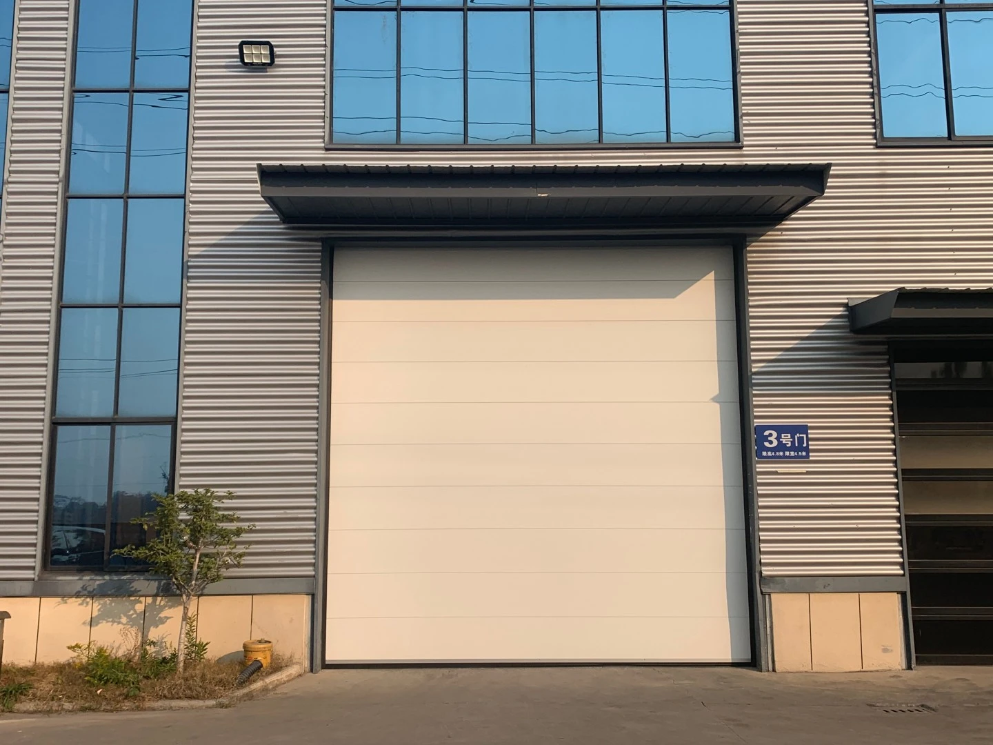 安必信工业门宜宾服务站生产基地
